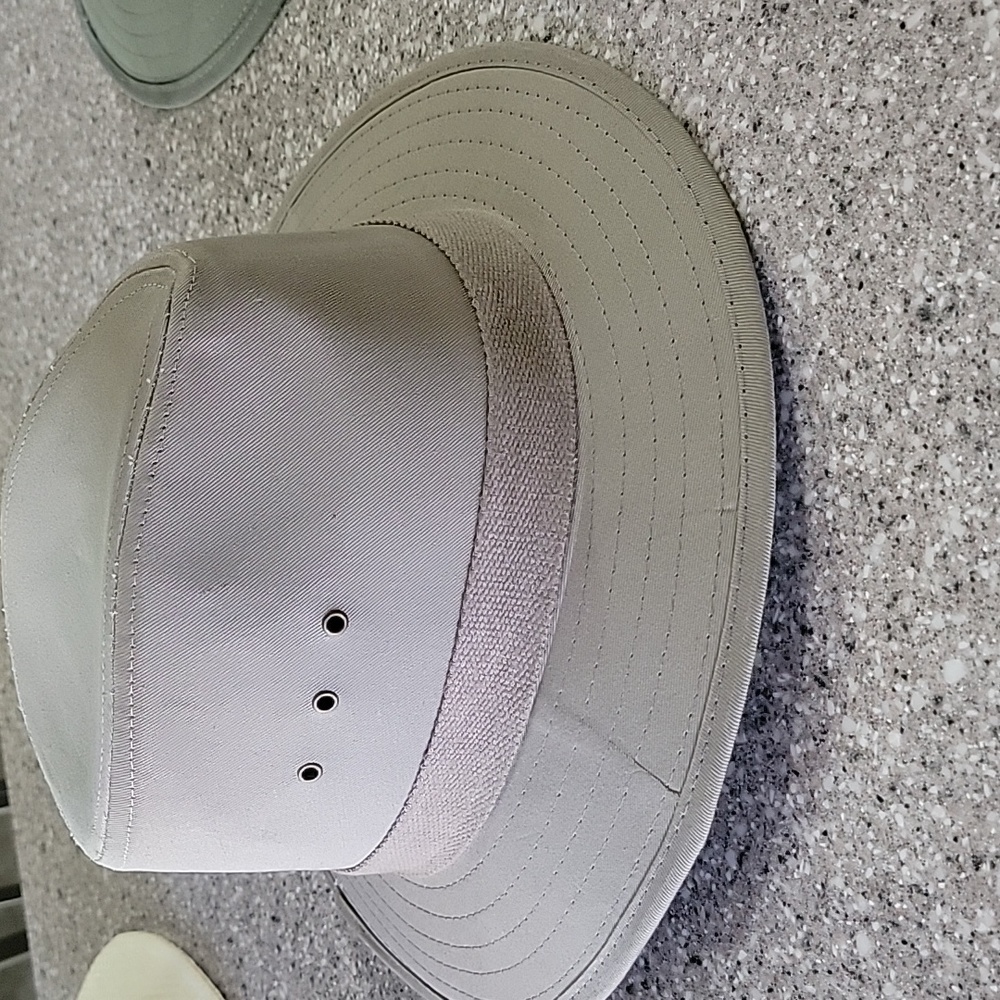 Safari cotton canvas fedora hat. Never Worn. - Picture 2 of 5